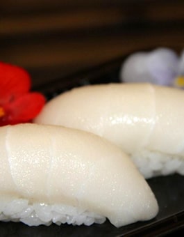 Peixe Branco - Niguiri - Shizen Restaurante Japonês