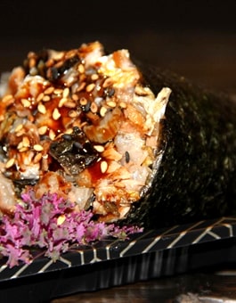 Salmão Skin - Temaki - Shizen Restaurante Japonês