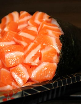 Salmão - Temaki - Shizen Restaurante Japonês
