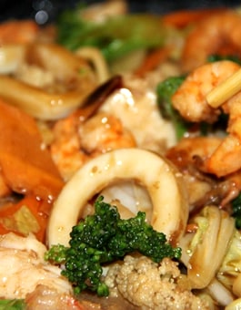 Yakissoba de Frutos do Mar - Pratos quentes - Shizen Restaurante Japonês